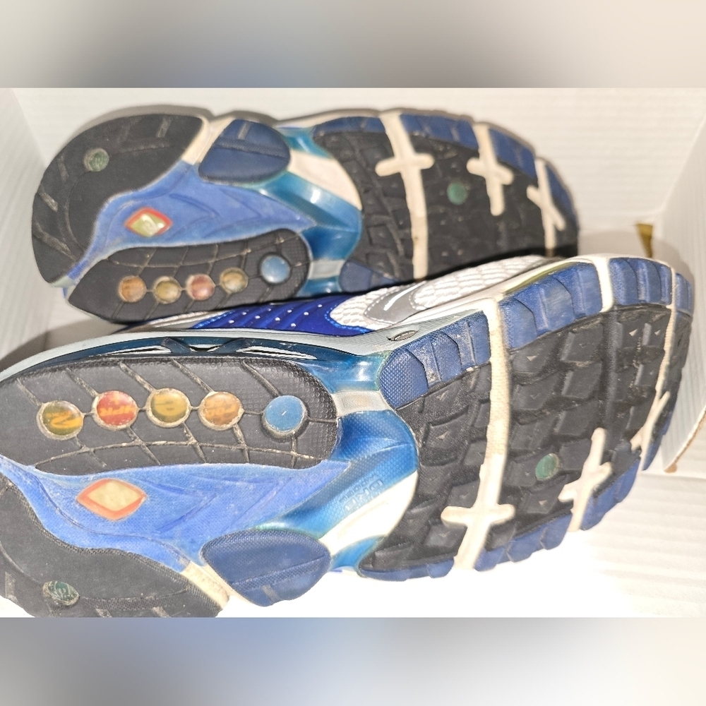 Brooks Beast Running Shoes - Picture 7 of 7